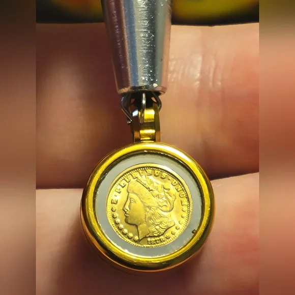 15mm 14k GOLD Filled Morgan Coin Pendant > New - Picture 2 of 3